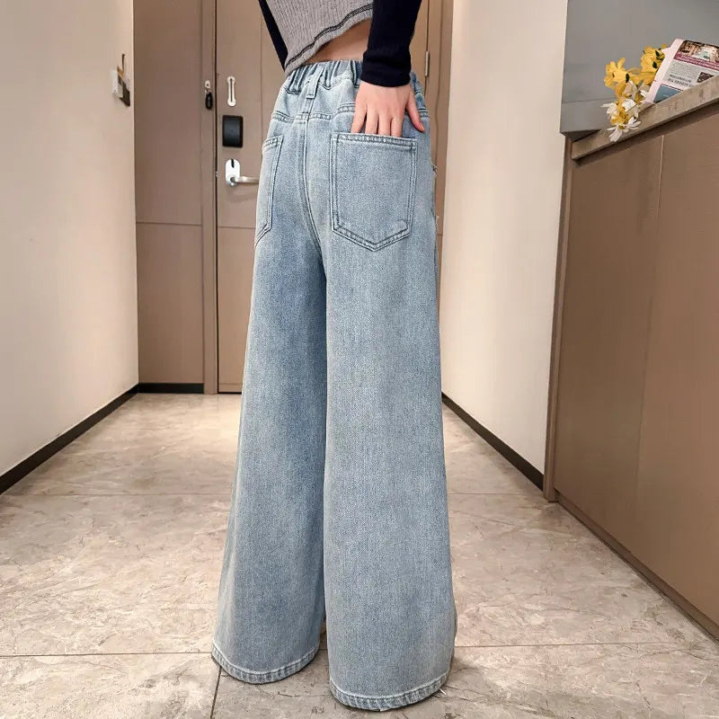 Big Girls School Wide Leg Pants with Heart Design Casual Loose 2025 New Spring Fashion Long Jeans Children Korean Style Trousers
